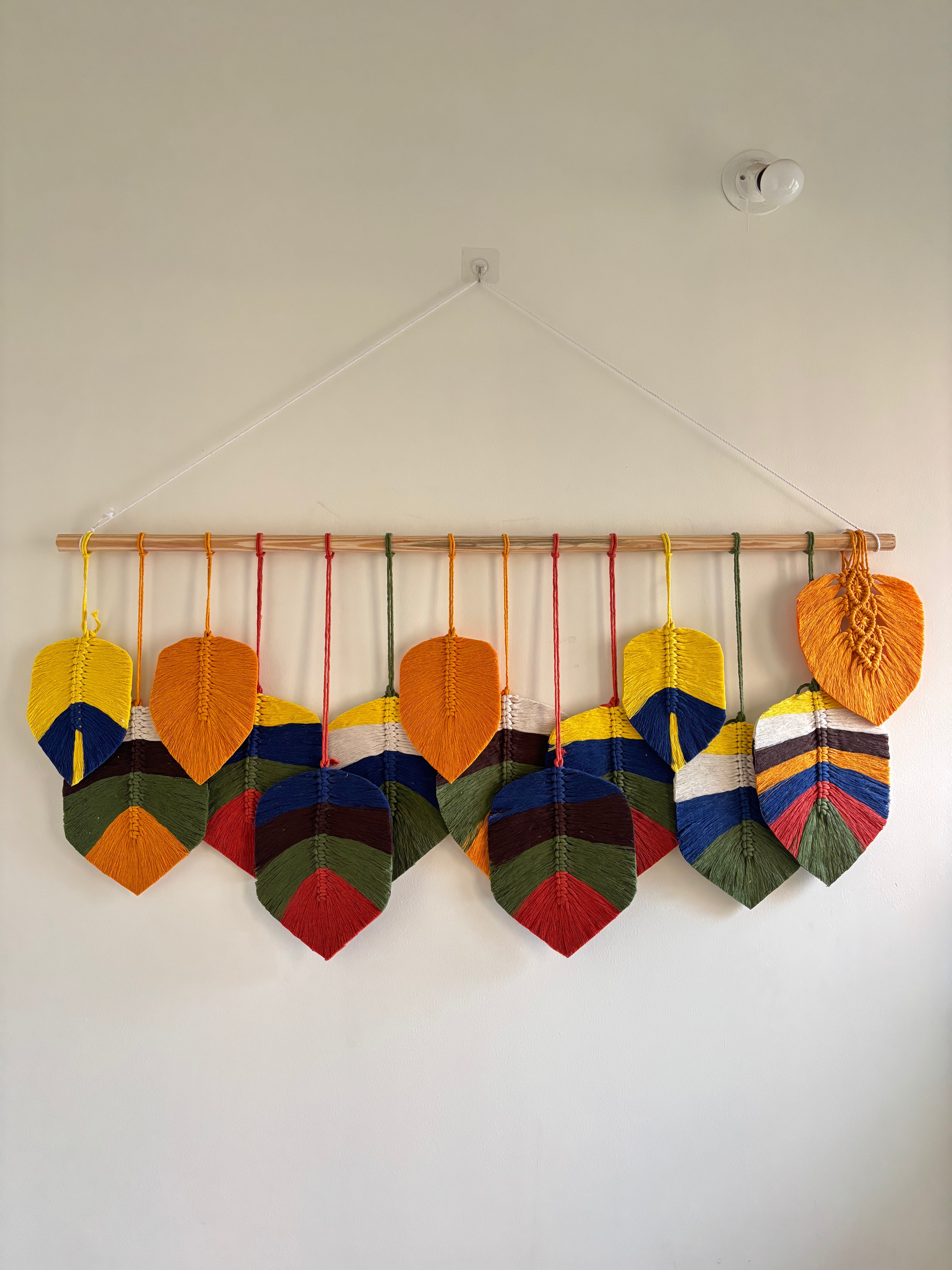 Macrame Leaf Hanging